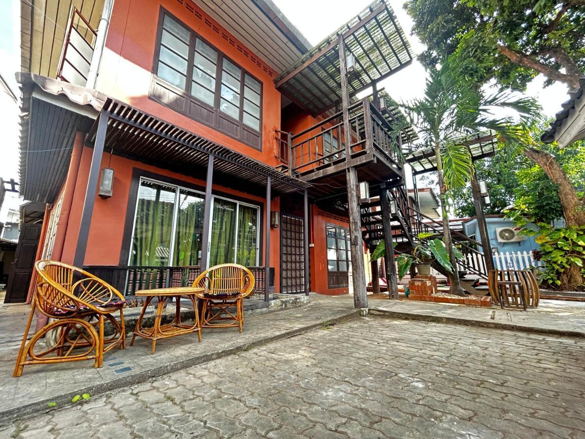 Villa'S Homestay Chiang Mai Exterior photo